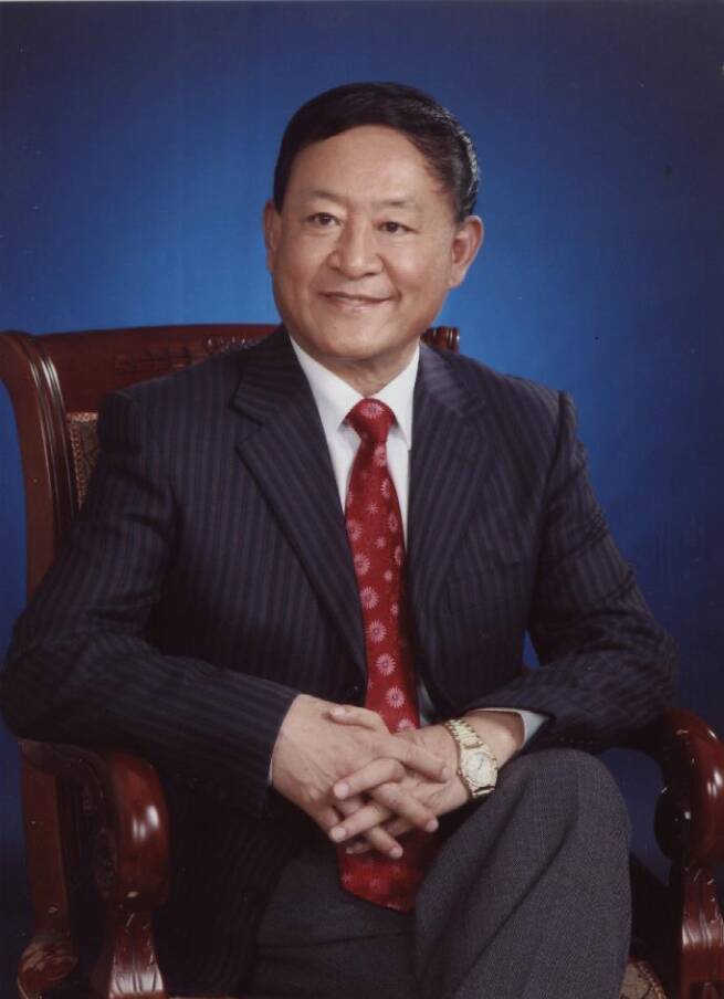 王鸿谟