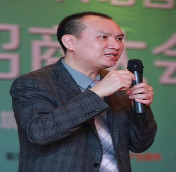 陈起辉