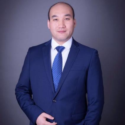 王海龙
