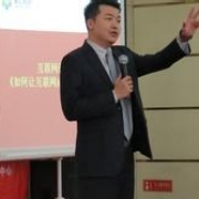 金炜